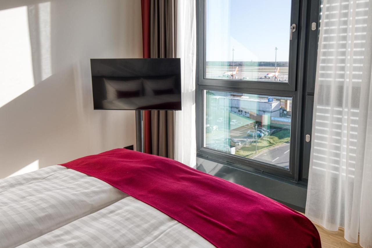 Intercityhotel Berlin Airport Ber Terminal 1 & 2 4*